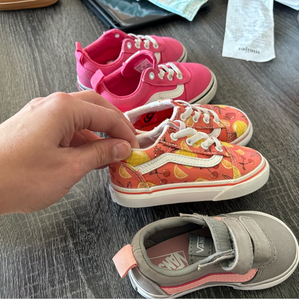 Vans Pink and Orange Sneakers Vibrant Canvas Low-Top - Picture 5 of 10